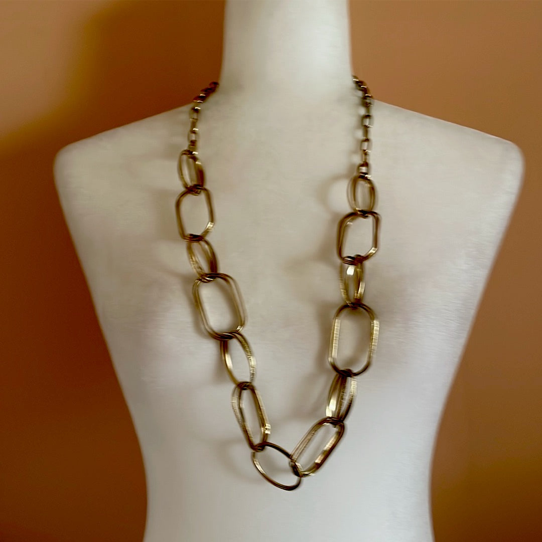 Stylish triple link gold tone necklace