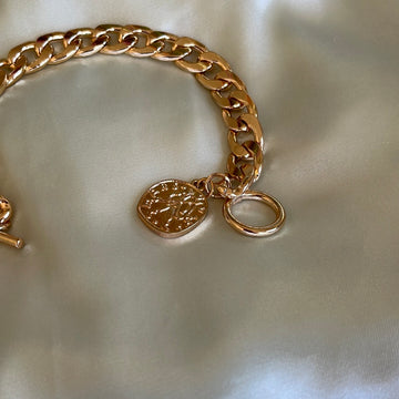 Gold Tone Roman Coin Charm Bracelet. NEW