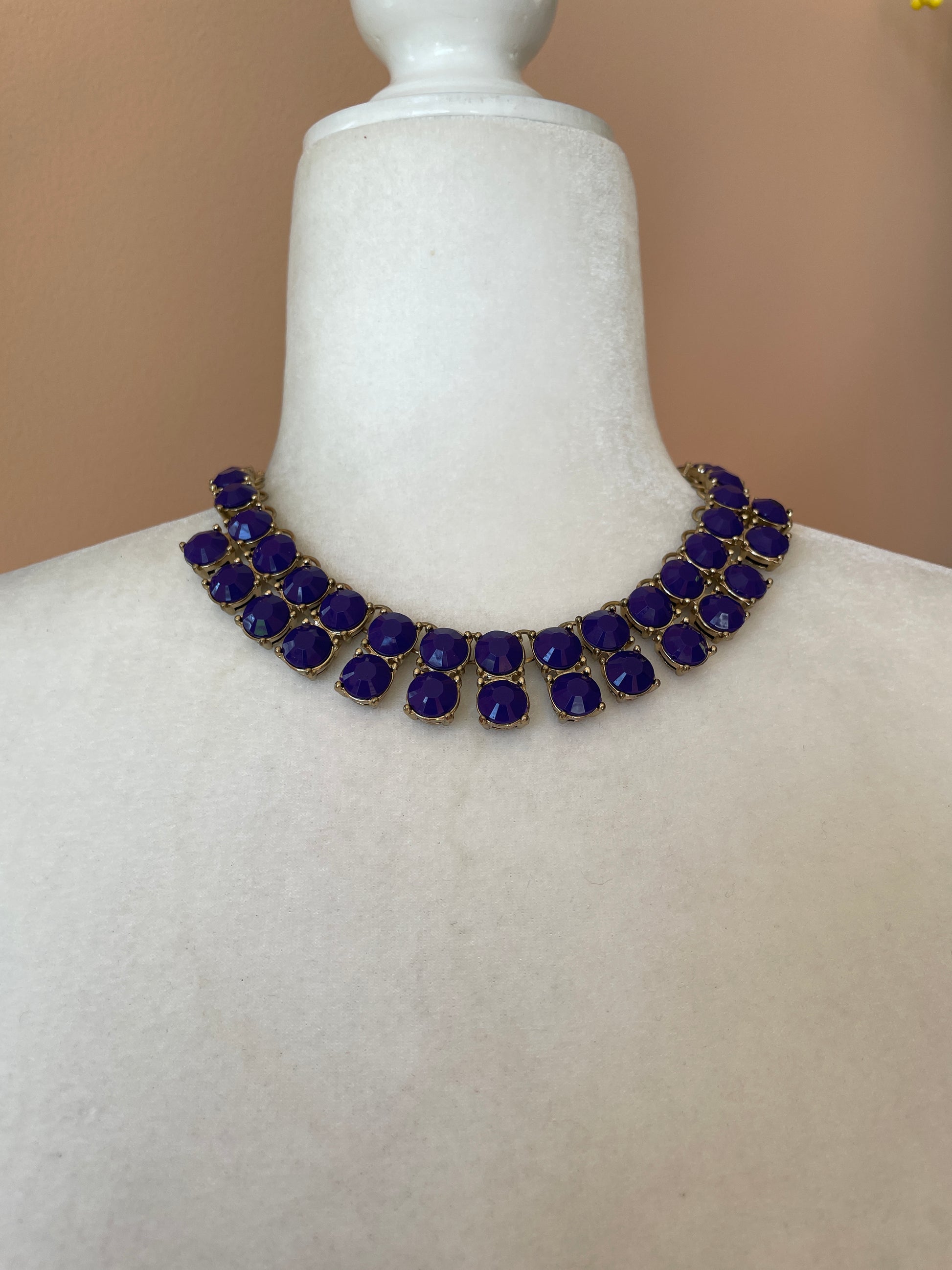  90s Gold Tone Purple Glass Beads Classic Necklace